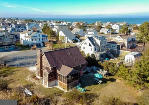 Lewes Beach Retreat 2 Minute Walk to Bay!