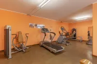 Villa Zina Family Resort - salle de sport