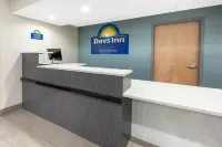 Days Inn & Suites by Wyndham Grand Rapids Near Downtown Hotels in Wyoming