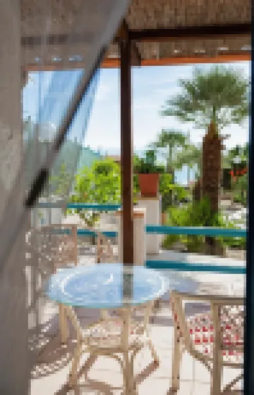 皮特拉的法爾科 帕爾馬-迪蒙泰基亞羅酒店