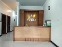 Hotel Putra Kebumen Hotels in Kebumen