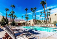 Desert Vacation Villas
