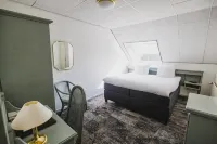 Hotel Sportsbar & Brasserie Dorhout Mees Hotels in Hulshorst