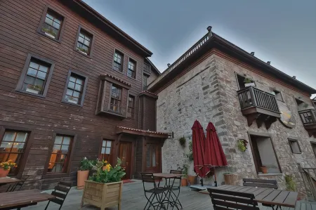Isparta Historical Mansion Eskiciler Konağı - Cittaslow Отели в г. Эгридир