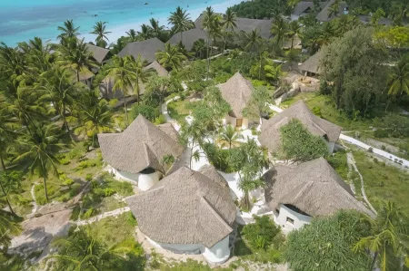 Zanzibar Pearl - Boutique Hotel & Villas Отели рядом с достопримечательностью «Мнемба»