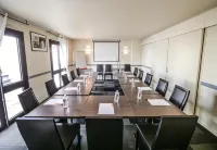 Hôtel Inn Design Resto Novo Chartres Hotels in Le Coudray