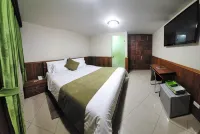 Apartahotel Vincent Suites