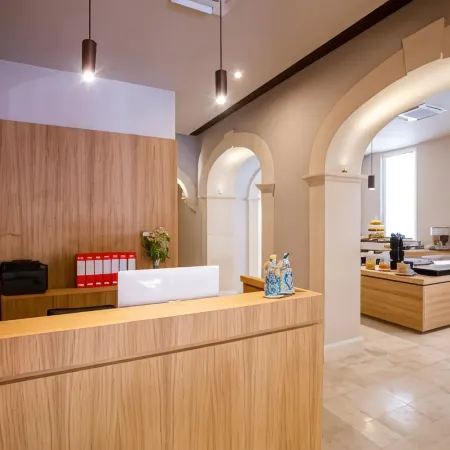 Charme Simon Bolivar