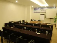 Top Hotel Manado by Gran Puri Hotels in Wenang