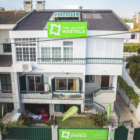 Help Yourself Hostels - Carcavelos Coast