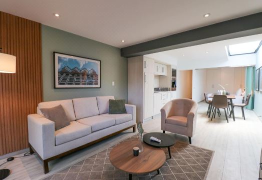 Primera Parada Minimal Concept - Housity