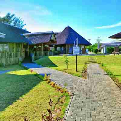 Tlou Safari Lodge Hotel Exterior