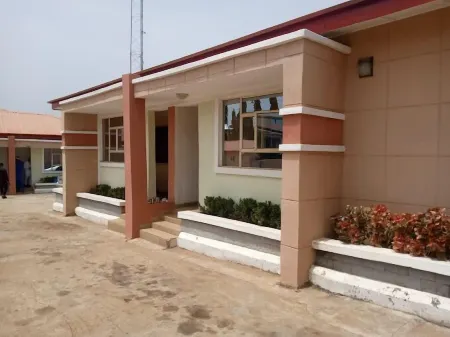 Henry George Hotel Отели в г. Илорин