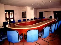 Hotel Indsurya - 3-Sterne