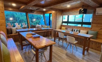 Peak Tree House