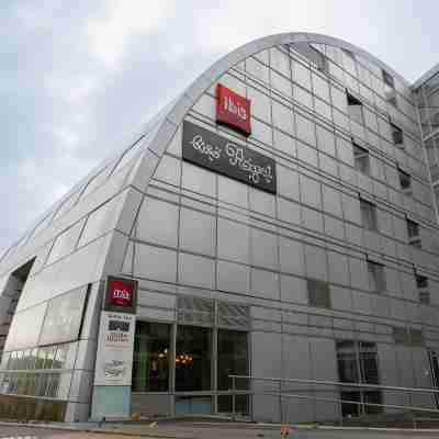 Hôtel Ibis Besançon La City Hotel Exterior