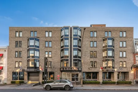 Empire Suites Отели рядом с достопримечательностью «Университет Квебека в Монреале»