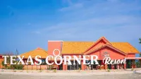 Texas Corner Resort Hotels in Thuan Qui