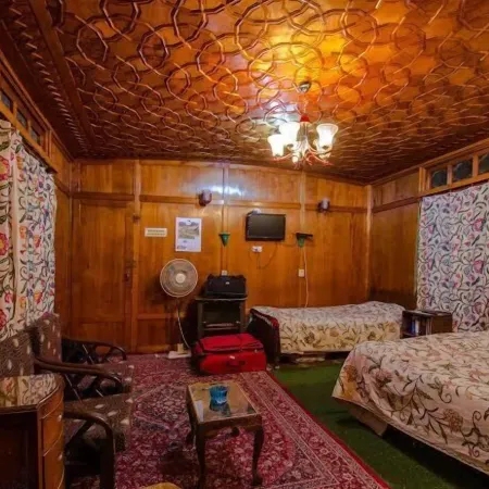Houseboat Lily of Nageen