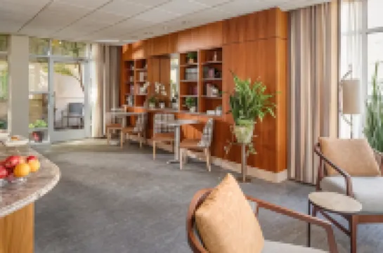 파크 레인 스위트 & 인