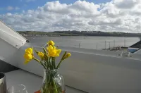 Appledore Factory - Sea View