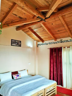 Binsar Jungle House - Private Self-Stay Mountain  Retreat - Wifi