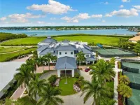 Windstar an Exlusive Community on Naples Bay! Well Appointed 3 Bed 2 Bath Villa