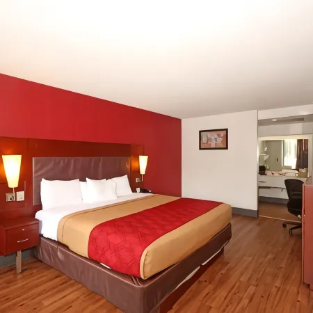 Americas Best Value Inn Pilot Mountain