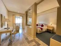 Grand Hotel Preanger - 5-Star