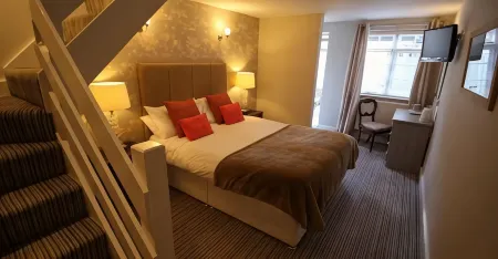 White Horse Inn Отели в г. Фарингдон