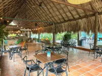 Los Colores Ecoparque - Parking