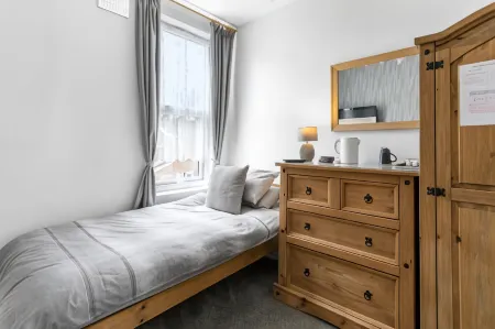 Jacaranda Hotel Отели в г. Пейнтон