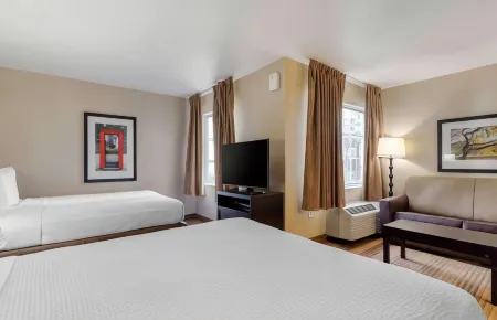 Extended Stay America Suites - Pleasanton - Chabot Dr Отели рядом с достопримечательностью «Click Art Museum»