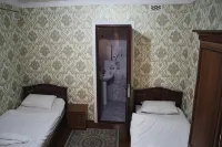 Tilyakori Hotel Hotel dekat Registan