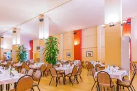 Xon's Platja HA Hotels in Empuriabrava