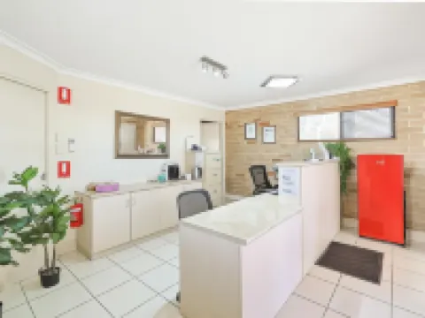 Emerald Central Palms Motel Hotels in Emerald