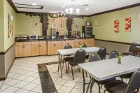 Rodeway Inn & Suites Hotels in Smyrna