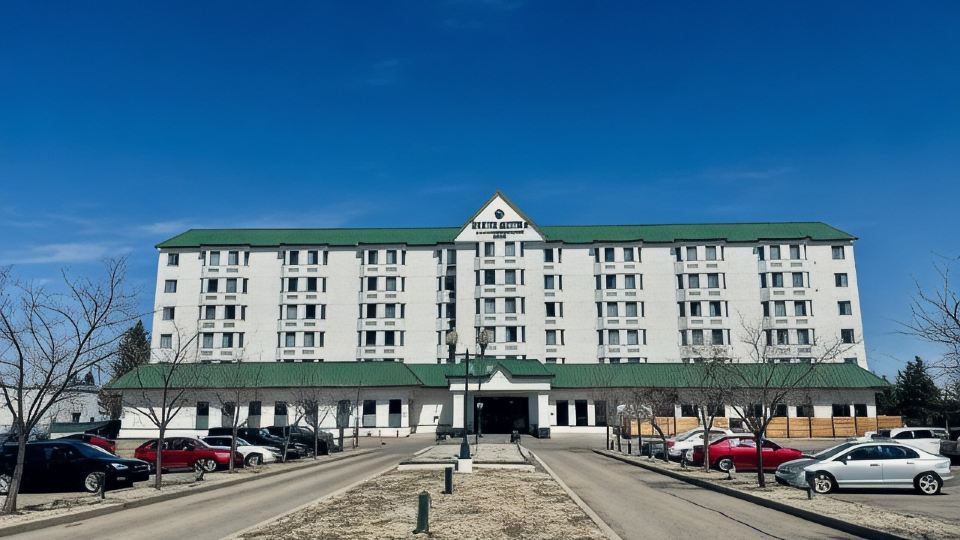 Divya Sutra Plaza and Conference Centre Calgary Airport