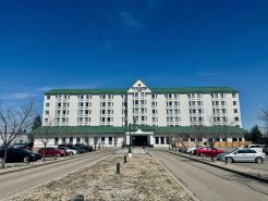 Divya Sutra Plaza and Conference Centre Calgary Airport