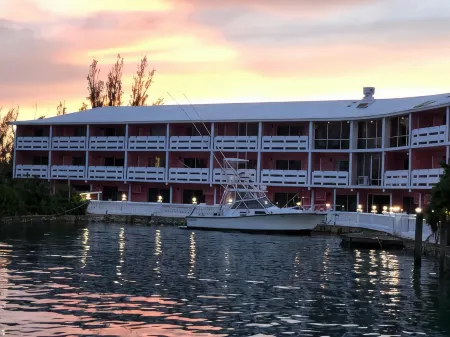 Bell Channel Inn Hotel