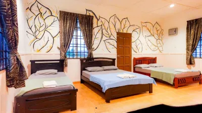 Bungalow Kota Baru Guesthouse  호텔