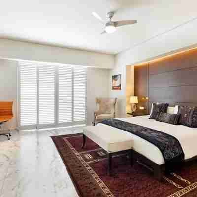 Palacio Mundo Imperial Rooms