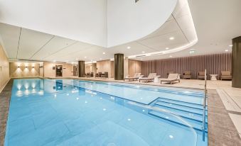Skygarden Luxury Condo