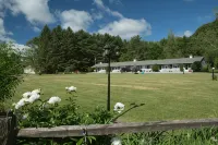 Governor's Rock Motel