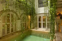 Leones de Alba Hotel Boutique - 5-Star