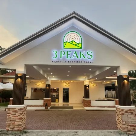 3 Peaks Resort & Boutique Hotel