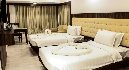 Golden Chariot the Boutique Hotel, Andheri