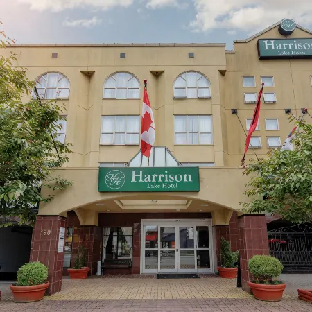 Harrison Lake Hotel