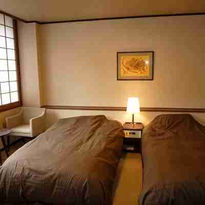 鷹明亭 辻旅館(おうめいてい つじりょかん) Rooms