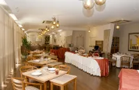 Hotel Rainha D. Amélia, Arts & Leisure